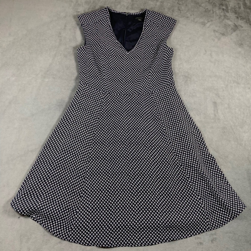 Ann Taylor Navy White Geometric Circle Print V-Neck Fit Flare Dress Size 2